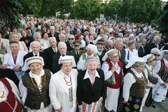 Kukliai, bet iš širdies Kukliai, bet iš širdies