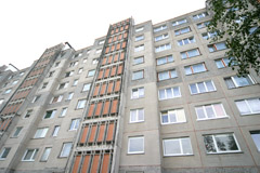 Žudikas švaistėsi peiliais Žudikas švaistėsi peiliais