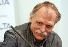 „Valstybė veikia kaip pinigų plovykla“ „Valstybė veikia kaip pinigų plovykla“