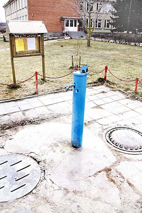 Savivaldybės šantažas – Velykos be vandens Savivaldybės šantažas – Velykos be vandens