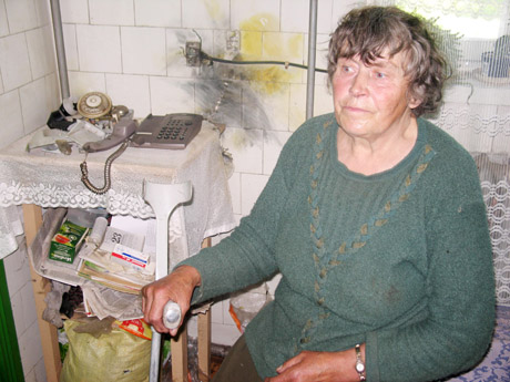 Kamuolinis žaibas išsikvėpė padegęs pastogę Kamuolinis žaibas išsikvėpė padegęs pastogę