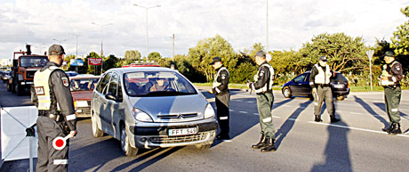 Vairuotojų kontrolė tęsiama Vairuotojų kontrolė tęsiama