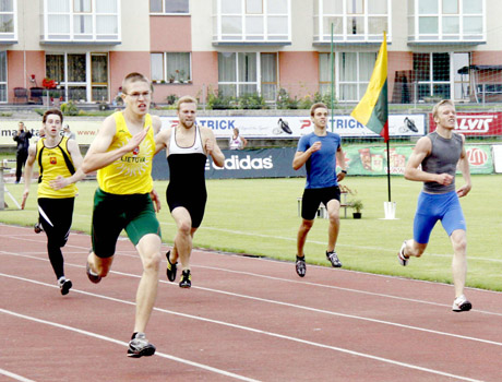 Pelnyti medaliai lengvosios atletikos pirmenybėse Pelnyti medaliai lengvosios atletikos pirmenybėse