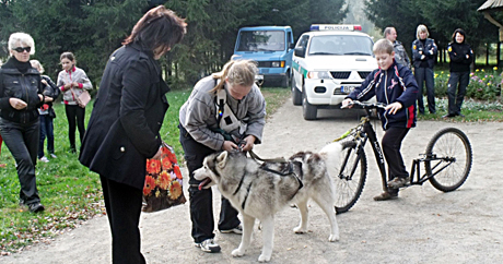 Parke rinkosi gyvūnų mylėtojai Parke rinkosi gyvūnų mylėtojai