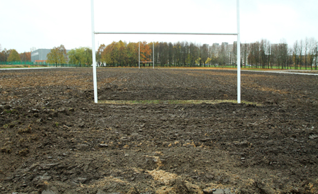 Suartas stadionas turės naują dangą Suartas stadionas turės naują dangą