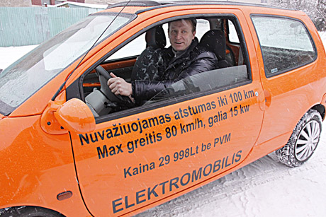 Elektromobilio pirkėjai laužia duris Elektromobilio pirkėjai laužia duris