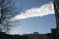 Rusijoje nuo meteorito nuolaužų – apie 500 nukentėjusiųjų žmonių Rusijoje nuo meteorito nuolaužų – apie 500 nukentėjusiųjų žmonių