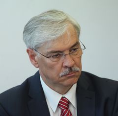 ES milijardai dalijami iš naujo ES milijardai dalijami iš naujo
