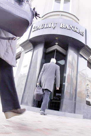 Šiaulių banko skyriai antplūdžio nesulaukė Šiaulių banko skyriai antplūdžio nesulaukė