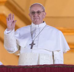 Pasaulis sveikina naująjį popiežių Pranciškų Pasaulis sveikina naująjį popiežių Pranciškų