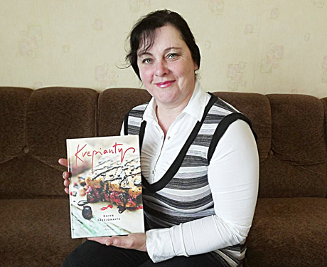 Mėnesio kulinarė prizu dalinsis su dukromis Mėnesio kulinarė prizu dalinsis su dukromis