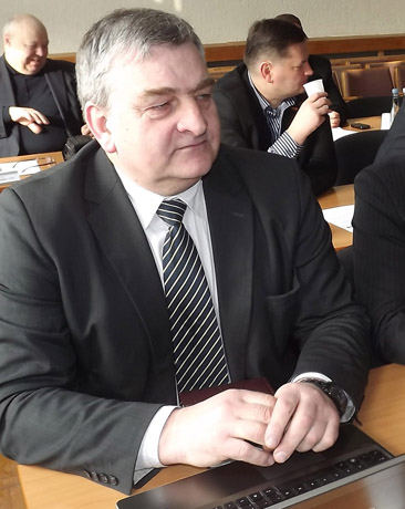 Eis drauge su socialdemokratais Eis drauge su socialdemokratais