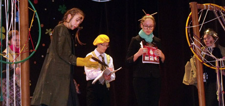 Scenoje – moksleivių teatrai Scenoje – moksleivių teatrai
