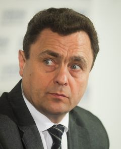 Lankstinukų dalytojai nebus naikinami Lankstinukų dalytojai nebus naikinami