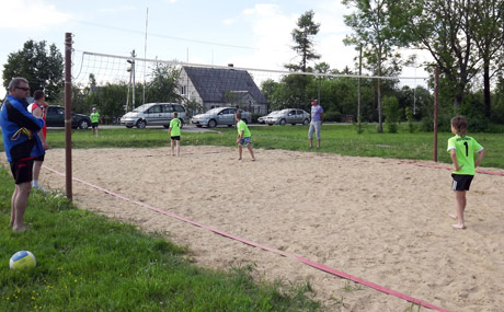 Šabakštyną pavertė tinklinio aikštele Šabakštyną pavertė tinklinio aikštele
