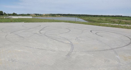 Saulės mūšio vietoje – juodi ratai Saulės mūšio vietoje – juodi ratai