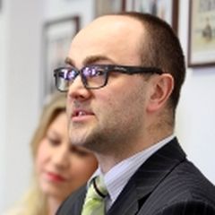 Kreditai trenkia žaibu Kreditai trenkia žaibu