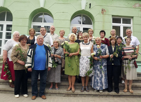 Suvažiavo pasiilgę mokyklos skambučio Suvažiavo pasiilgę mokyklos skambučio