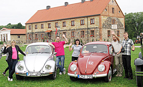 Senovinių automobilių parade – ir pakruojiečiai Senovinių automobilių parade – ir pakruojiečiai