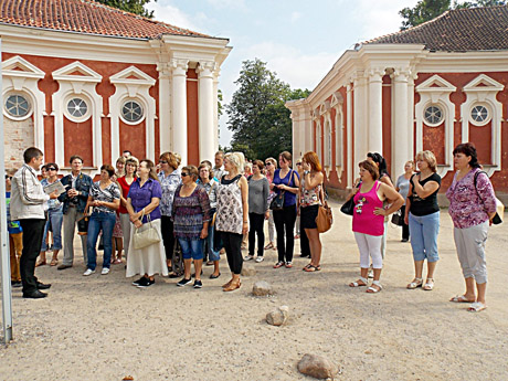 Beinoraviškiai aplankė Latvijos ir Lietuvos pilis Beinoraviškiai aplankė Latvijos ir Lietuvos pilis