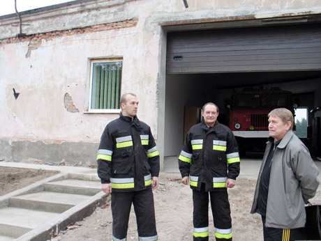 Ugniagesiai įsikūrė už „katino ašaras“ Ugniagesiai įsikūrė už „katino ašaras“
