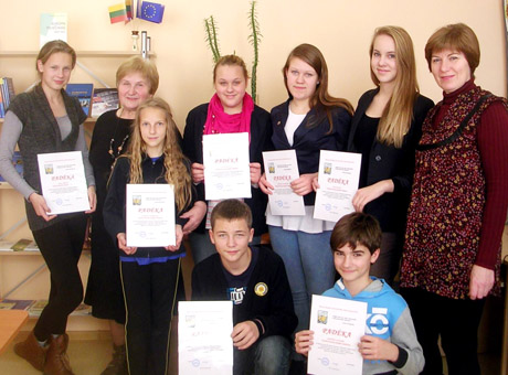 Piešė parodos motyvais Piešė parodos motyvais