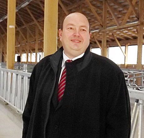 Verslininkui bus įteikta Mykolo Arkangelo statulėlė Verslininkui bus įteikta Mykolo Arkangelo statulėlė
