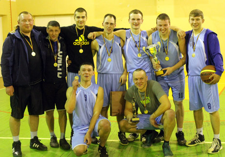 Nugalėjo Tautinių kaimo komanda Nugalėjo Tautinių kaimo komanda