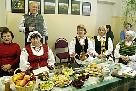 Giesmių vakaras Maldeniuose Giesmių vakaras Maldeniuose