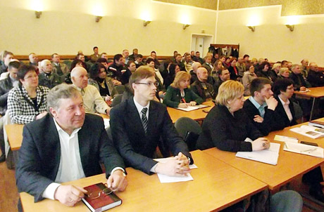 Žemdirbiams pažėrė žinių apie naujoves Žemdirbiams pažėrė žinių apie naujoves