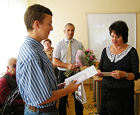 Ten, kur pavasaris... Ten, kur pavasaris...