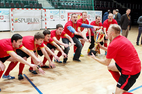 Krepšinio religija nugali futbolą dalijant pinigus Krepšinio religija nugali futbolą dalijant pinigus