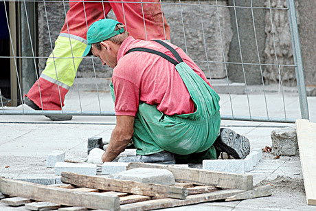 Lietuvoje darbuotojai yra vieni nelaimingiausių ES Lietuvoje darbuotojai yra vieni nelaimingiausių ES