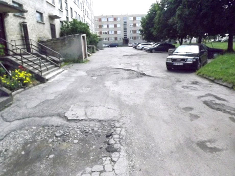 Pasirinko remontuoti kiemą Pasirinko remontuoti kiemą