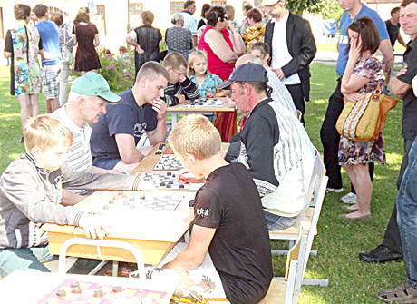 Šventės metu netrūko ir sporto varžybų Šventės metu netrūko ir sporto varžybų