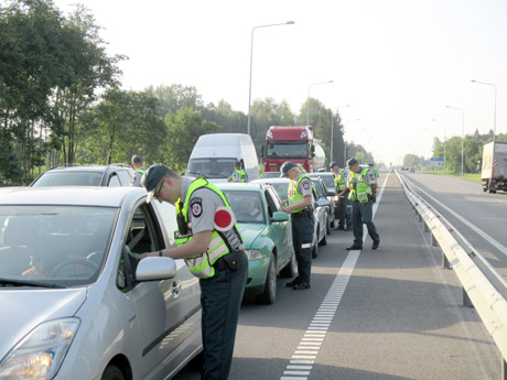 Per pusantros valandos – septyni pažeidėjai Per pusantros valandos – septyni pažeidėjai