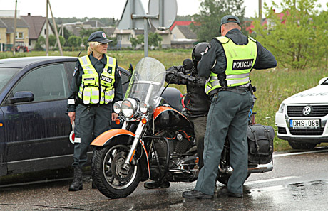STOP. Policijos \"šukos\" STOP. Policijos \"šukos\"