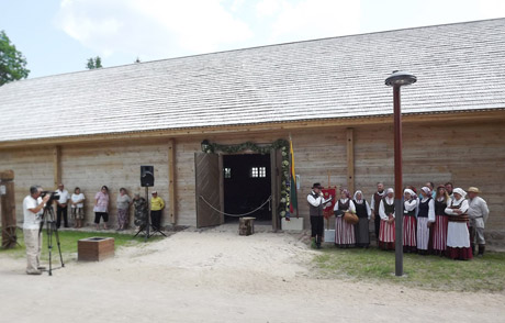 Kurtuvėnų dvaro sodyboje atidaryta ratinė Kurtuvėnų dvaro sodyboje atidaryta ratinė