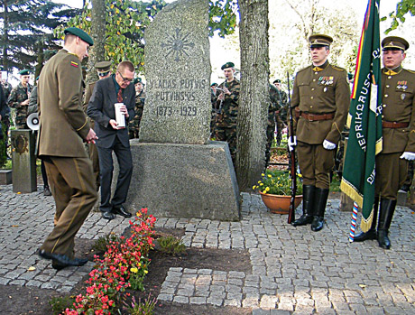 Lietuvos šauliai minėjo jubiliejų Lietuvos šauliai minėjo jubiliejų
