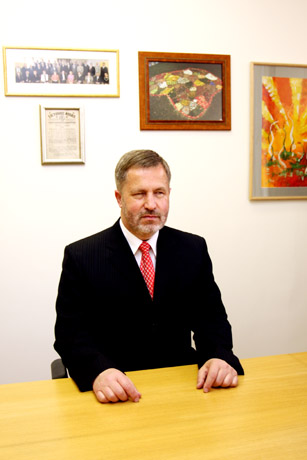 Viešas optimistinis atsakymas iš partijos išėjusiam senam vilkui Viešas optimistinis atsakymas iš partijos išėjusiam senam vilkui