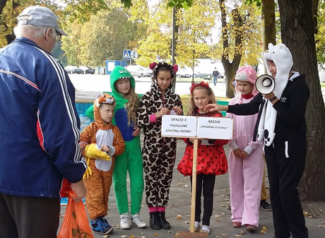 Gyvūnai kalbino praeivius Gyvūnai kalbino praeivius