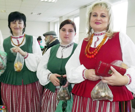 Trigubas Joniškio prekymetis