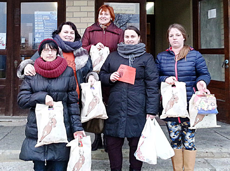 Aplankė mamas ir jų vaikus Aplankė mamas ir jų vaikus