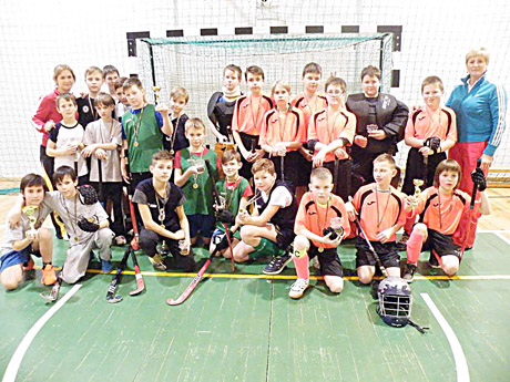 Paaiškėjo vaikų žolės riedulio finalininkai Paaiškėjo vaikų žolės riedulio finalininkai