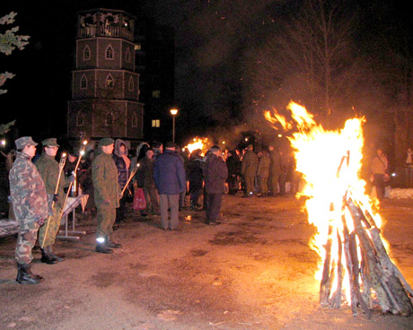 Sausio 13-osios aukoms – gyvųjų pagarba Sausio 13-osios aukoms – gyvųjų pagarba