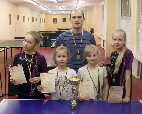 Tenisininkės – antros Tenisininkės – antros