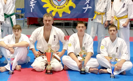 Karatistų treneris grįžo ant tatamio po 17 metų Karatistų treneris grįžo ant tatamio po 17 metų