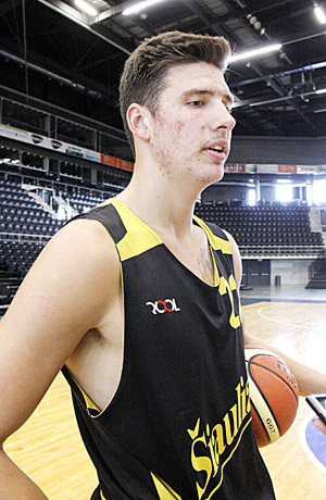 Tyleris Olanderis palieka „Šiaulius“ Tyleris Olanderis palieka „Šiaulius“