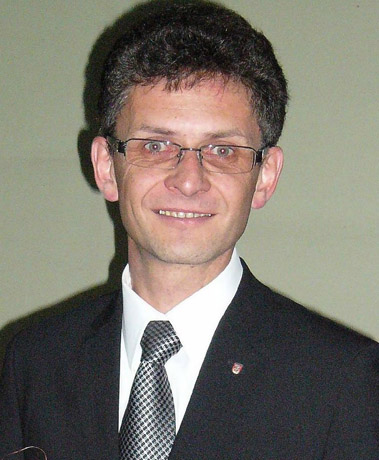 Nesijungsiantys prie tinklų gąsdinami baudomis Nesijungsiantys prie tinklų gąsdinami baudomis