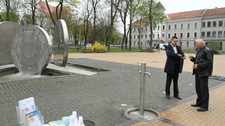Šiauliuose troškulį malšins nemokamu vandeniu Šiauliuose troškulį malšins nemokamu vandeniu
